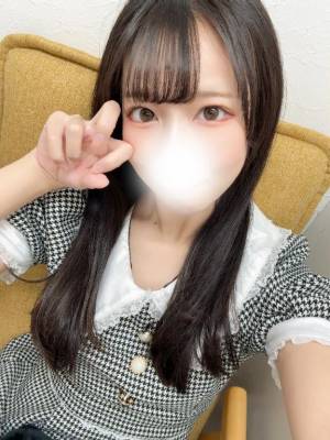 まい 20歳