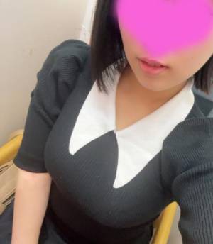ゆい 22歳