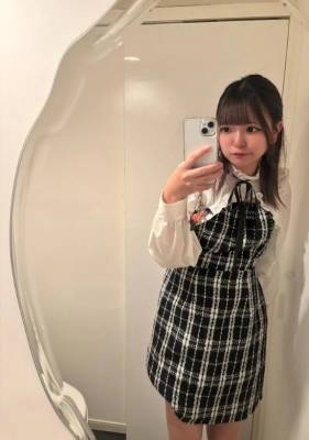 にな 20歳