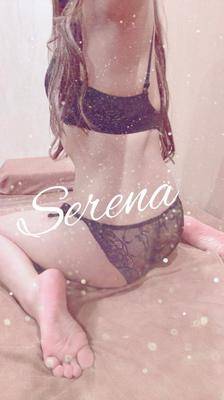 セレナ 25歳