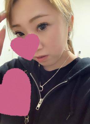 ニイナ 28歳