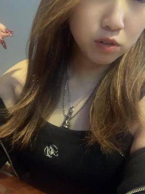 ニイナ 28歳