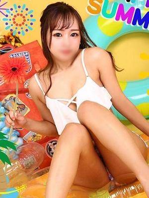 メイ 26歳