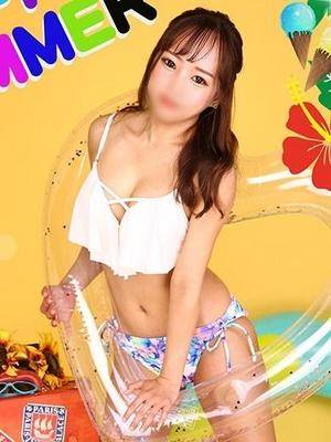 メイ 26歳