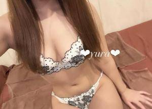 ユラ 19歳