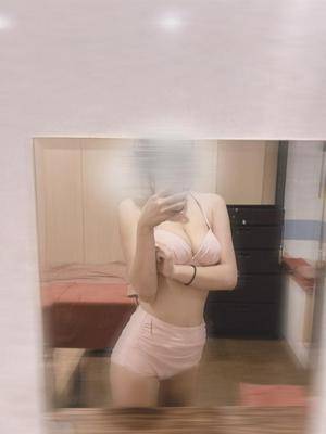 メロン 22歳