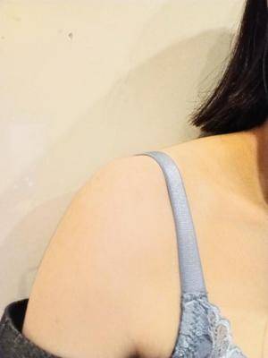 ユイ 23歳