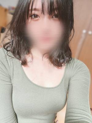 ななか 24歳