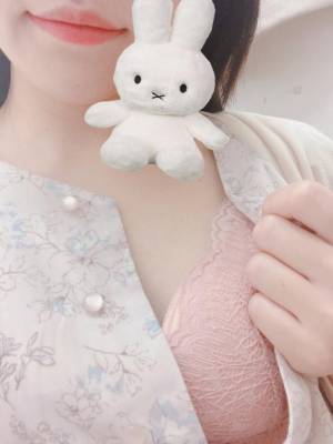 うみ 24歳