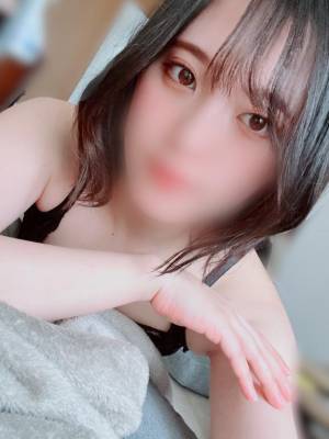 ななか 24歳