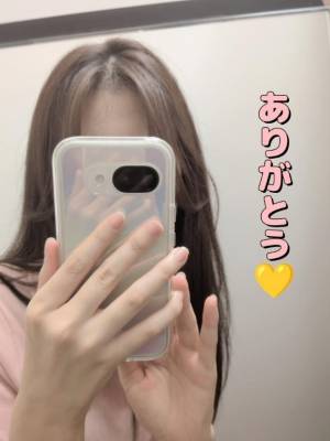 しおり 23歳
