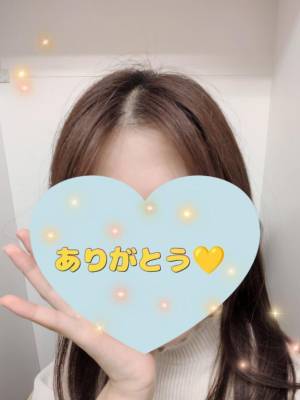 しおり 23歳