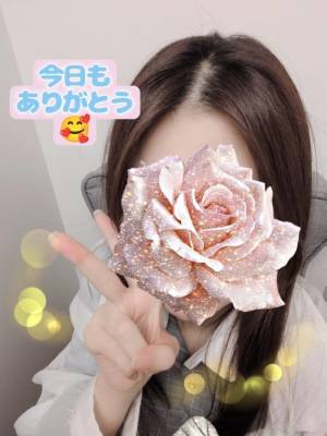 しおり 23歳