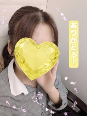 しおり 23歳
