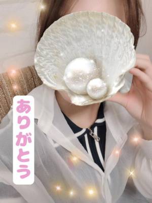 しおり 23歳