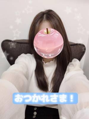 しおり 23歳