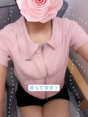 しおり 23歳