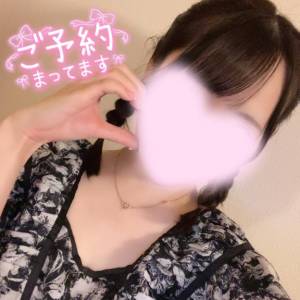 しいな 27歳